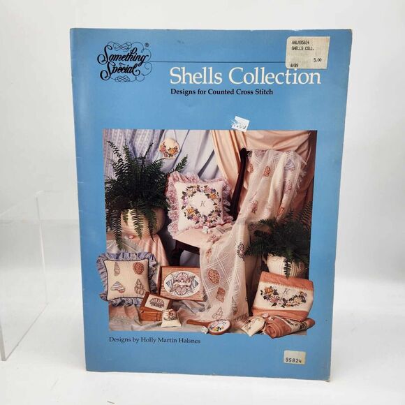 Lot of 2 Seashell Lighthouse Beach Shell Theme Cross Stitch Pattern Books - Picture 4 of 5